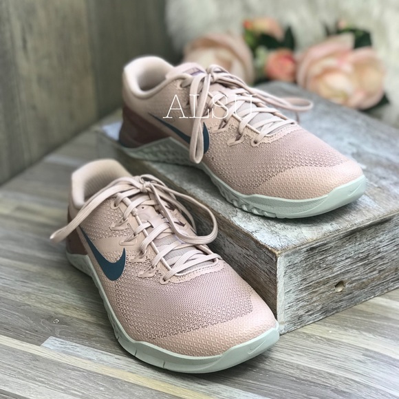 NWT Nike Metcon 4 Particle Beige W AUTHENTIC - Picture 5 of 8